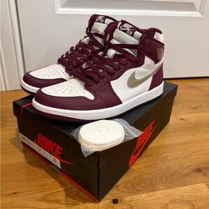 Men’s Air Jordan 1 Retro High OG in Bordeaux